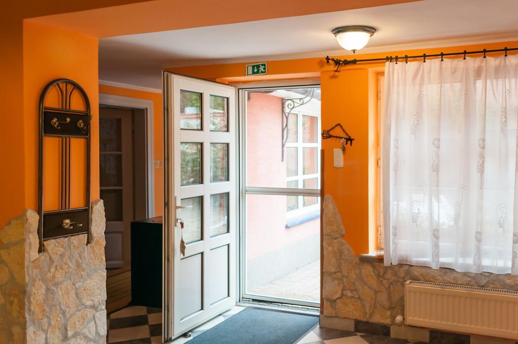 Babahaz Villa Bodajk Eksteriør bilde